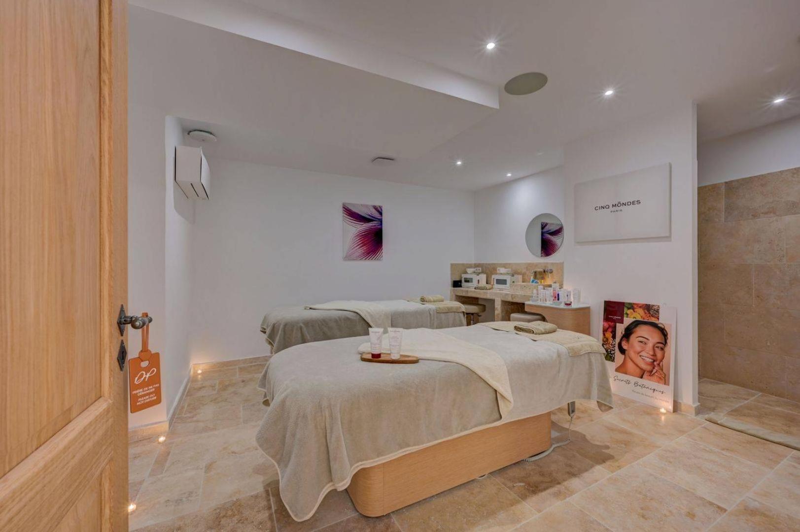 Domaine De Privadiere & Spa Uzes Ngoại thất bức ảnh
