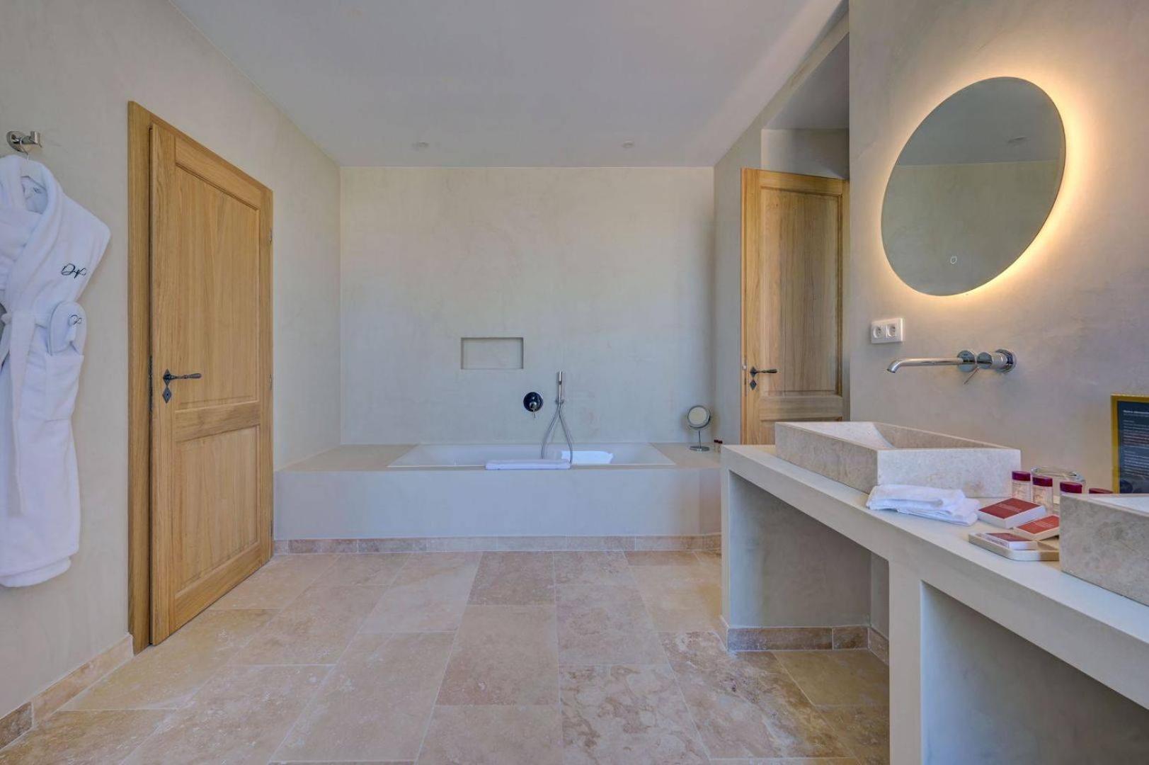Domaine De Privadiere & Spa Uzes Ngoại thất bức ảnh